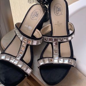 Bolaro sandals